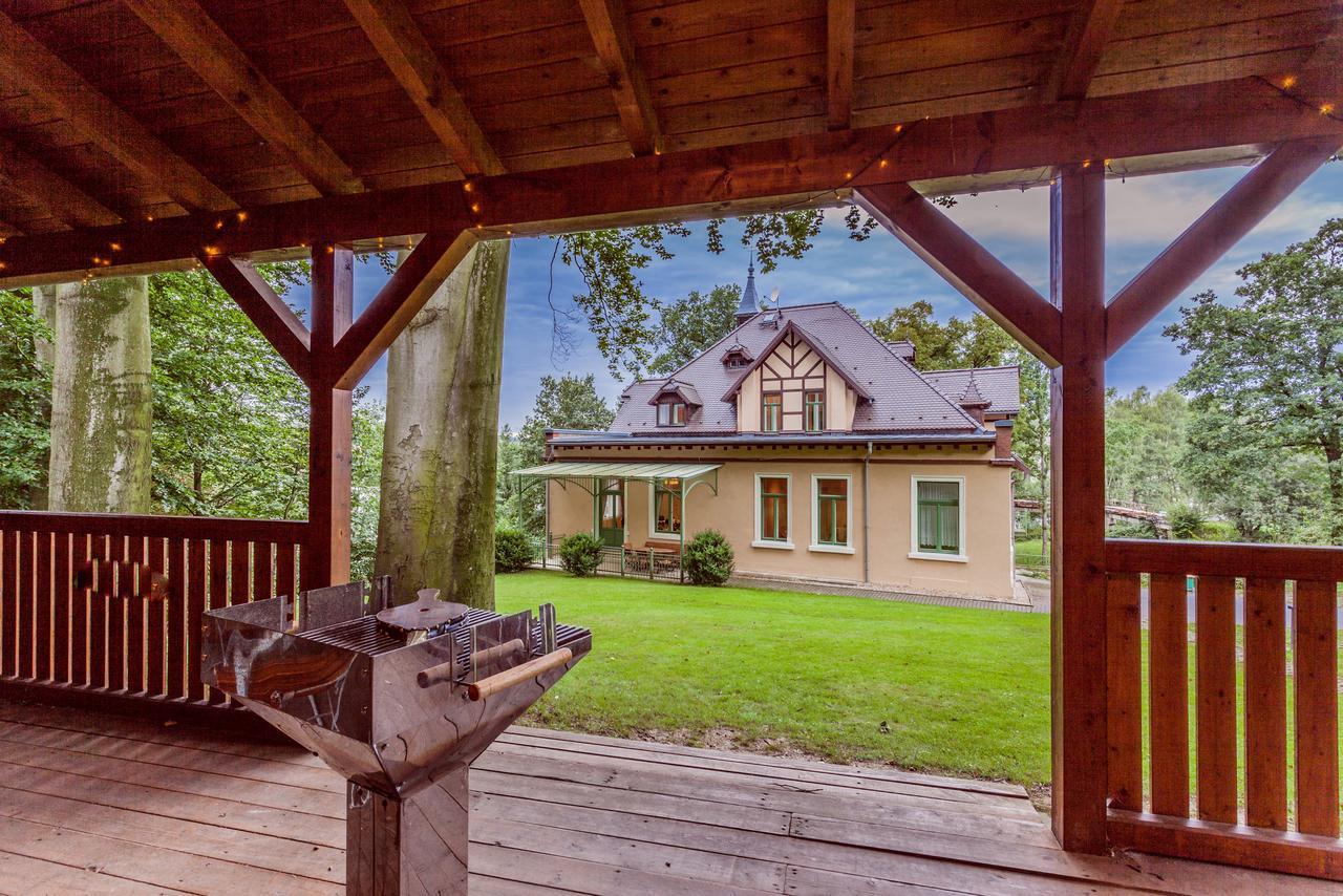 Gaestehaus Villa Rose Durrrohrsdorf ภายนอก รูปภาพ